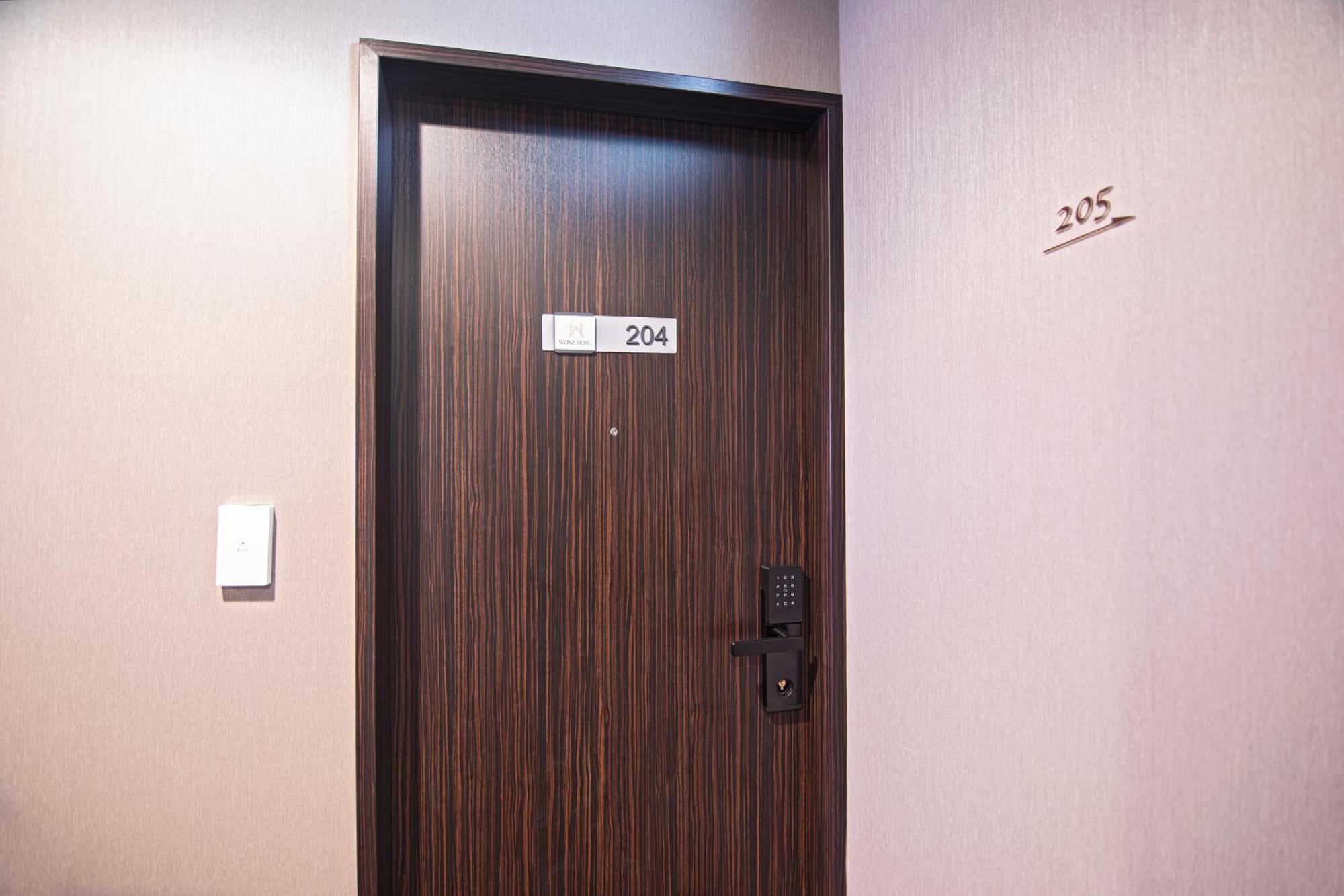 Wonz Hotel Self-Check-In Osaca Exterior foto